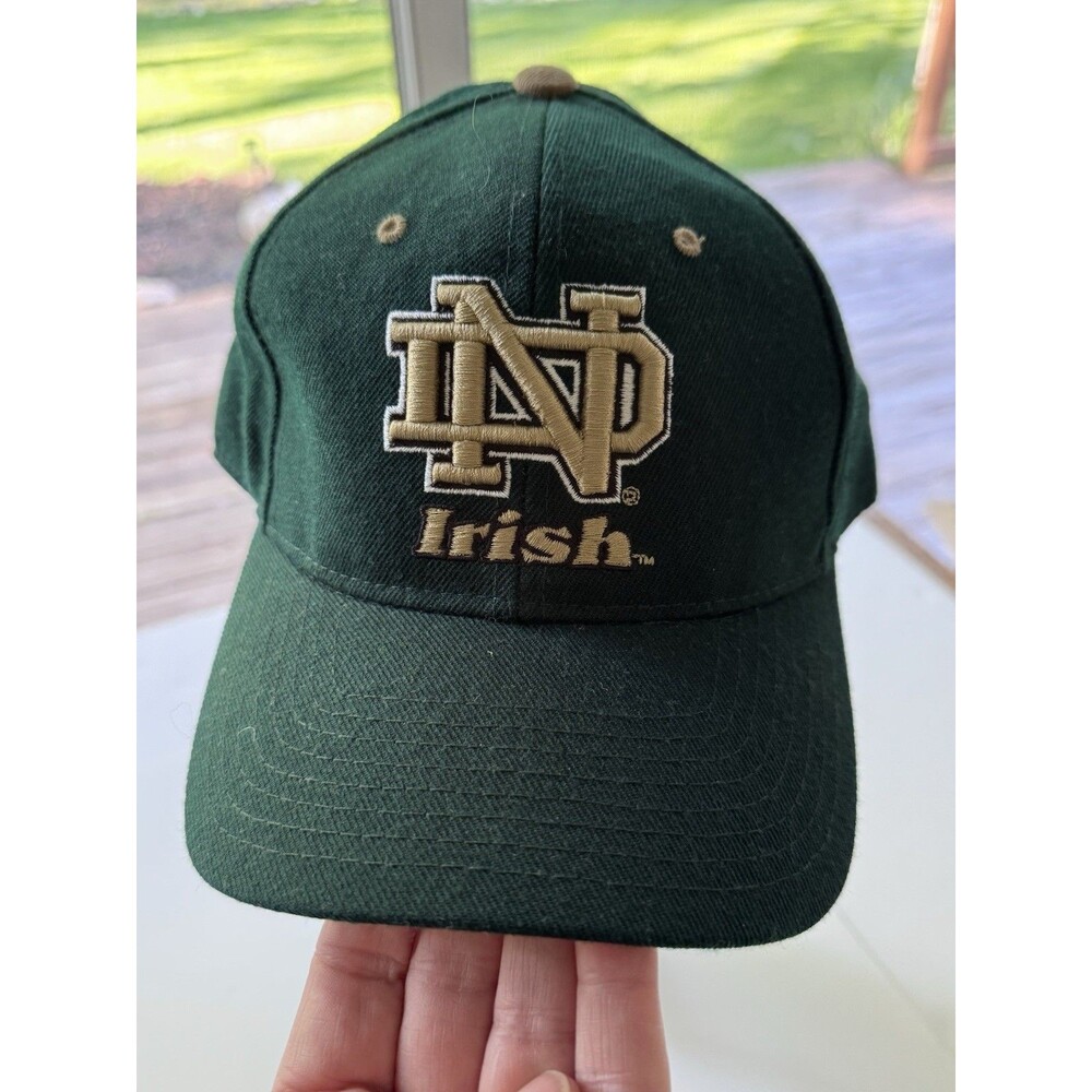 Vintage Notre Dame Fighting Irish Zephyr Fitted Hat 7 1/4 Green Gold 90s